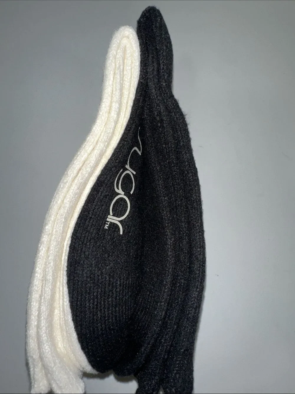 sugar Ladies Black Ivory Knit Super Soft Cabin Socks 2 pairs